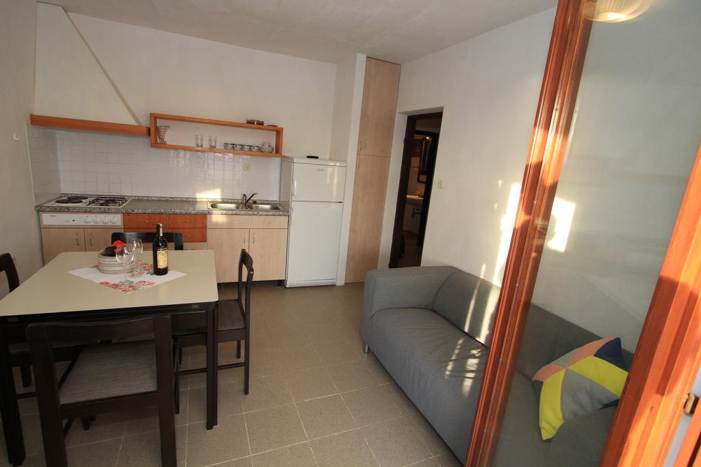 Holiday Apartment Rokov Задар Стая снимка