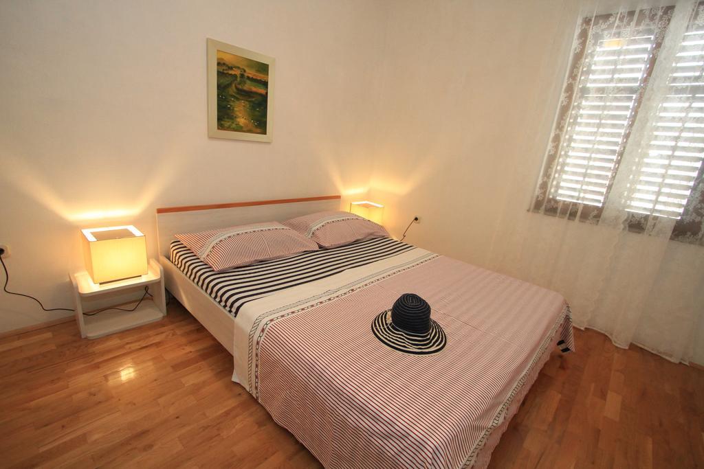 Holiday Apartment Rokov Задар Стая снимка