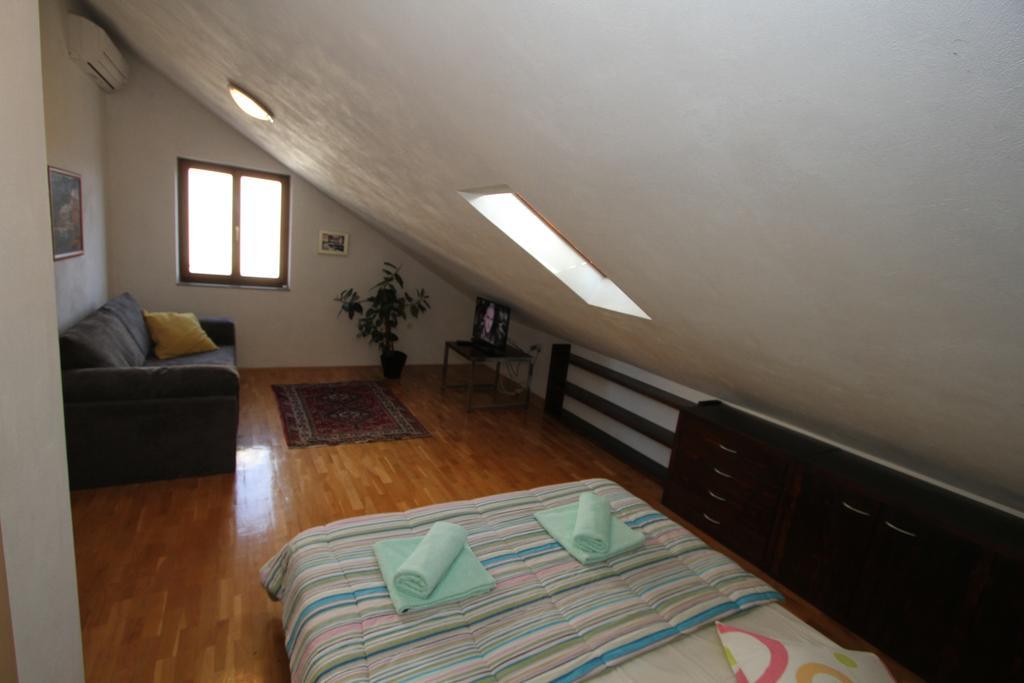 Holiday Apartment Rokov Задар Стая снимка