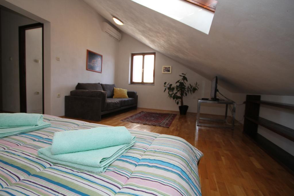 Holiday Apartment Rokov Задар Стая снимка
