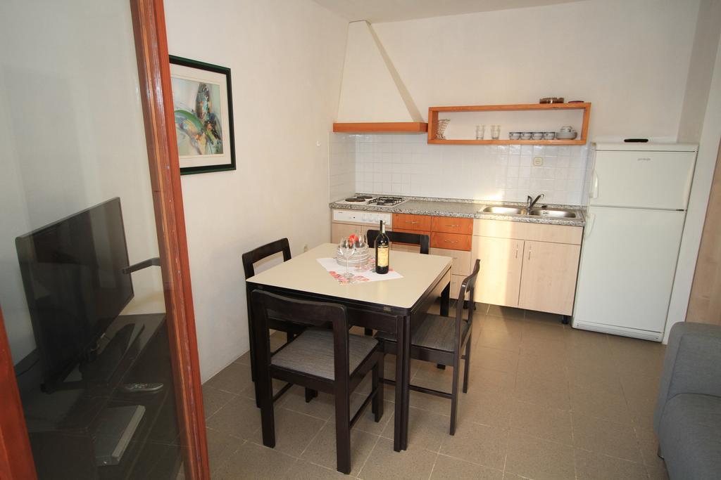 Holiday Apartment Rokov Задар Стая снимка